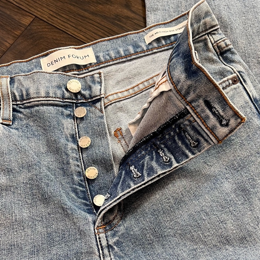 Denim Forum Arlo Jeans